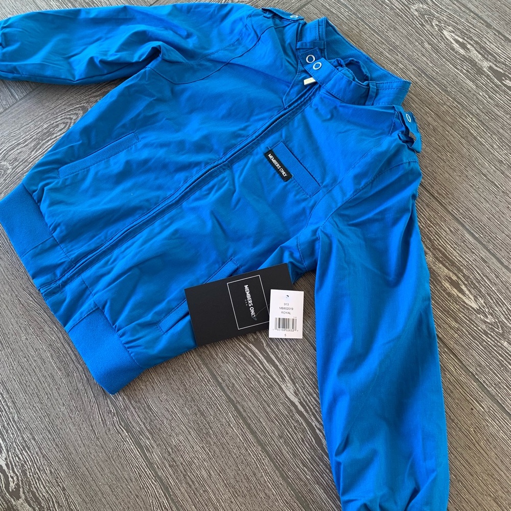 🆕 Members Only Iconic Racer Jacket - Picture 2 of 6